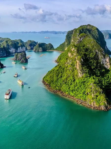 Discover Thailand: A World of Wonders